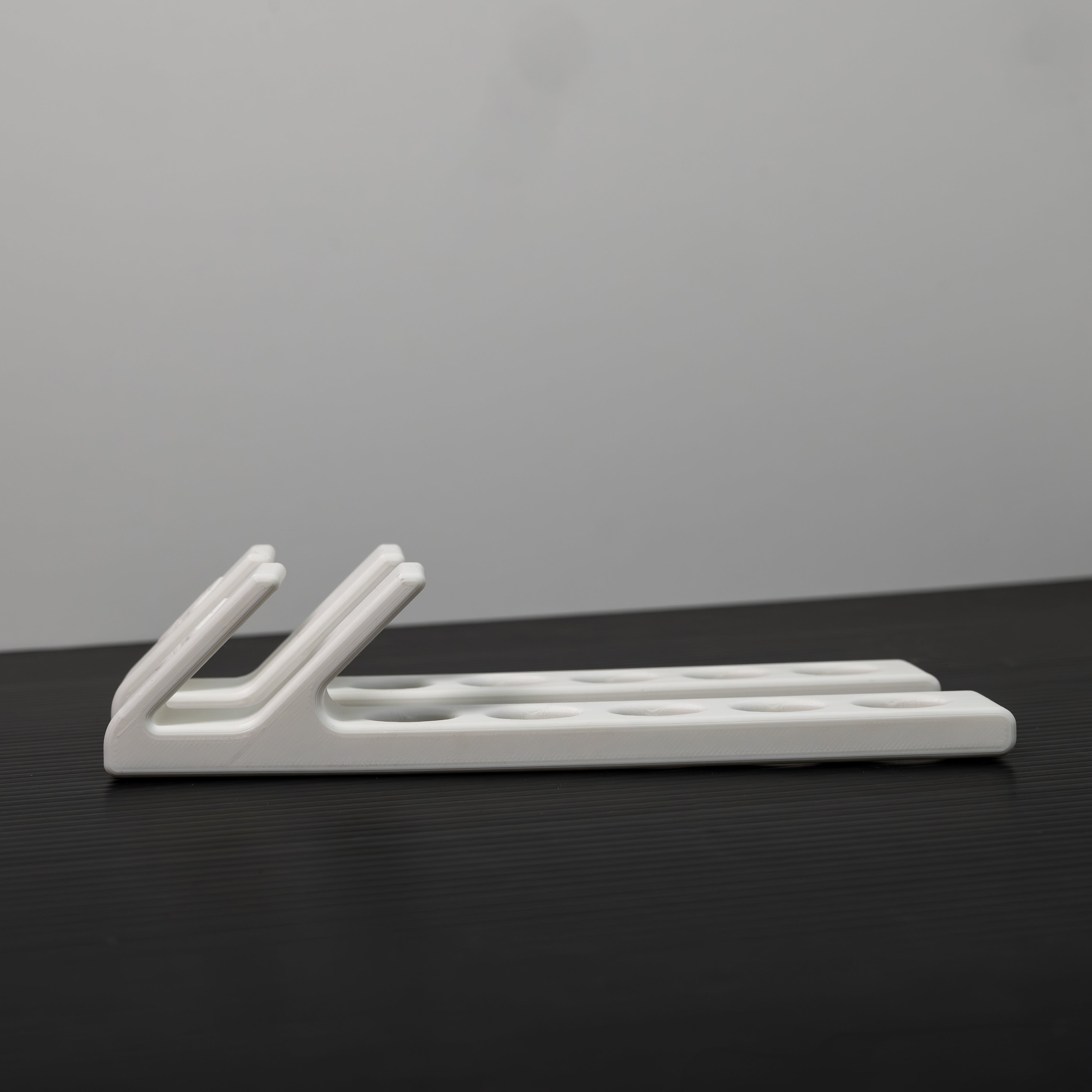 Close-up of 3D printed texture and stand detail