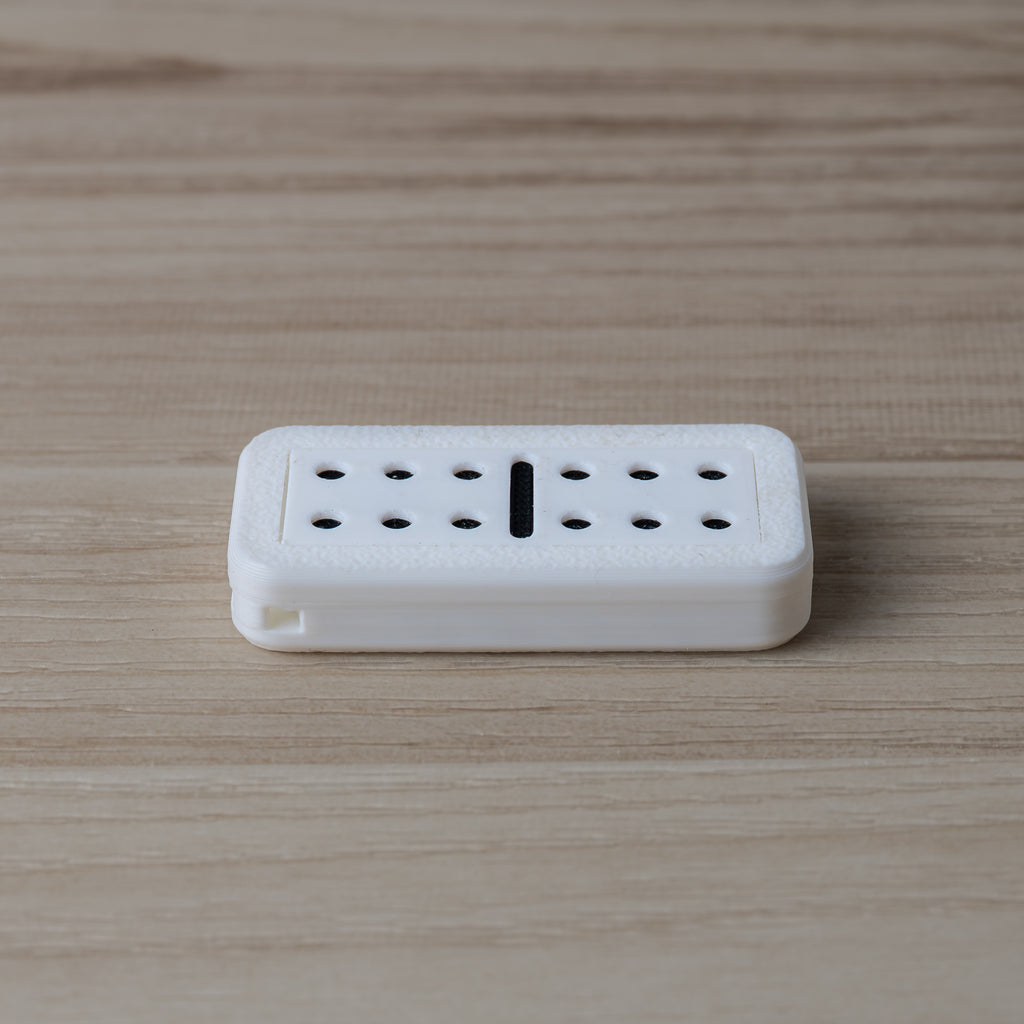 Mini Domino Fidget Keychain – Desk Toy & Everyday Carry
