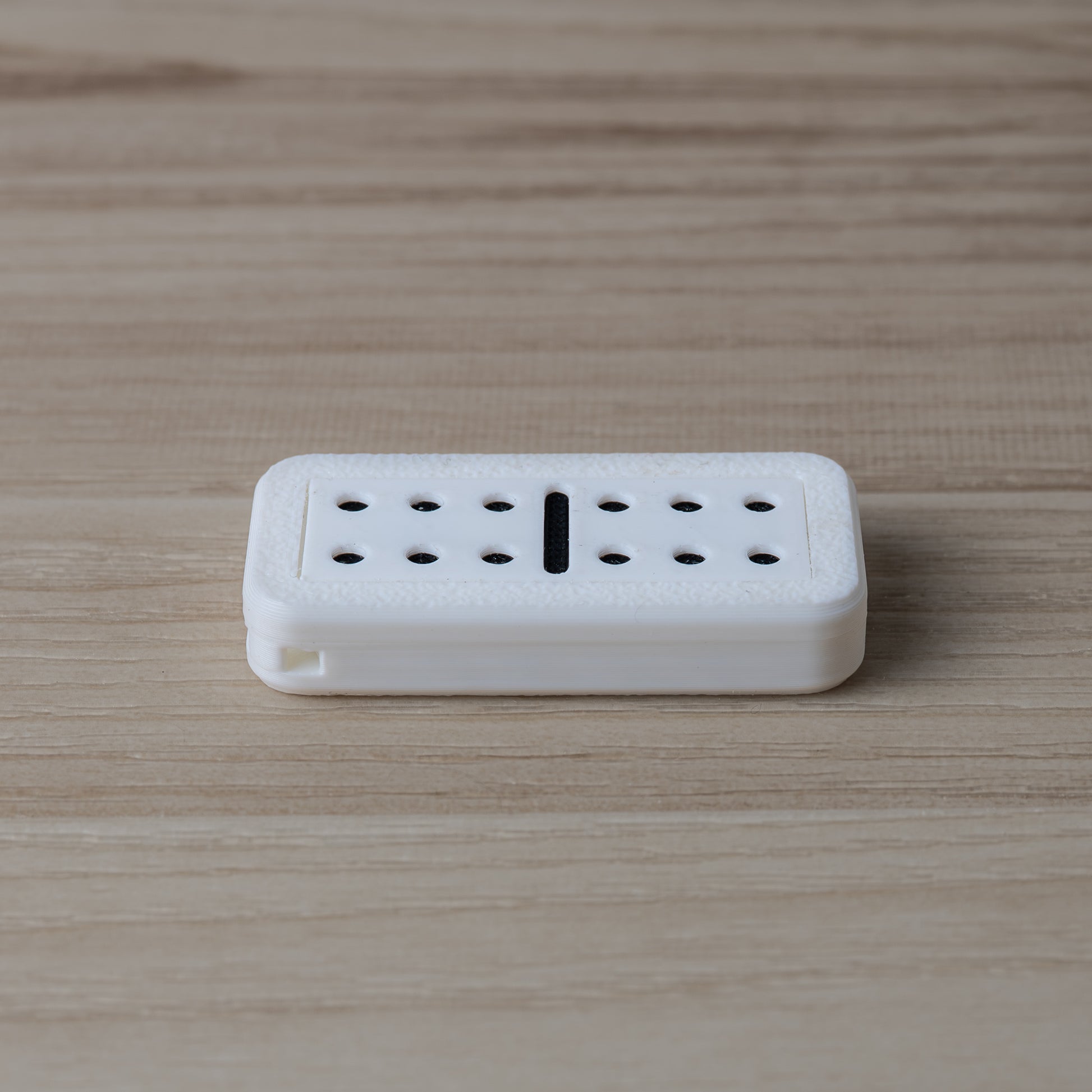 Mini Domino Fidget Keychain – Desk Toy & Everyday Carry